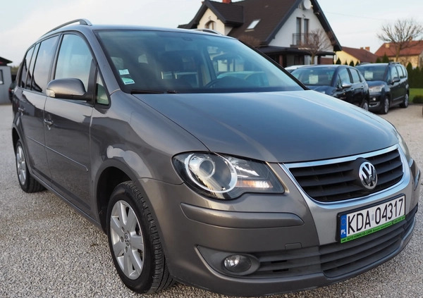 Volkswagen Touran cena 22900 przebieg: 250000, rok produkcji 2009 z Łochów małe 379